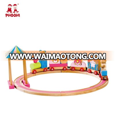 Wooden Bear Train Set with train track children educational toys cartoon play toys for kids 2+